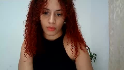 isa_bellaxx23 online show from January 11, 10:59 pm