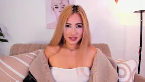 Snapshot of isa_cortes_ chatting on June 3, 1:36 pm Isa Cortes online show from June 3, 1:36 pm