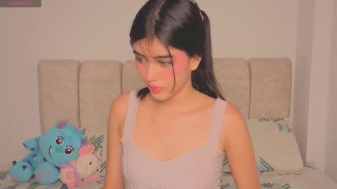 Isa Dolly online show from March 18, 12:47 am