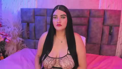Snapshot of isa_gonzalez chatting on July 19, 7:39 pm Isa Gonzalez online show from July 19, 7:39 pm