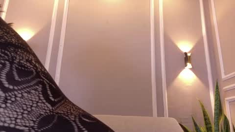Snapshot of isa_kis_1 chatting on May 19, 12:11 pm Isabella online show from May 19, 12:11 pm