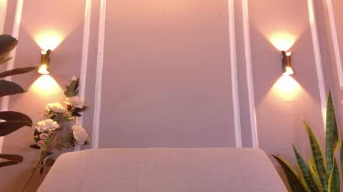 Snapshot of isa_kis_1 chatting on May 22, 12:00 pm Isabella online show from May 22, 12:00 pm