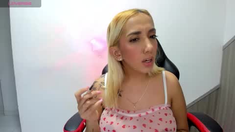 isa_klein online show from February 24, 6:00 am