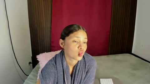 Snapshot of isa_lan2 chatting on June 28, 1:22 am isa_lan2 online show from June 28, 1:22 am