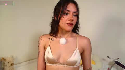 Snapshot of isa_laurentt chatting on June 28, 2:06 am Isabella Laurentt online show from June 28, 2:06 am