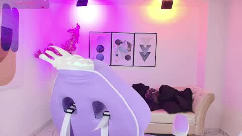 Snapshot of isa_reel chatting on October 1, 8:26 pm ISA online show from October 1, 8:26 pm