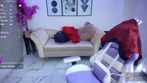 Snapshot of isa_reel chatting on June 13, 8:18 pm ISA online show from June 13, 8:18 pm