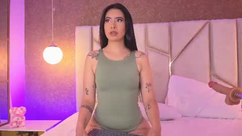 isa  online show from July 18, 7:28 pm