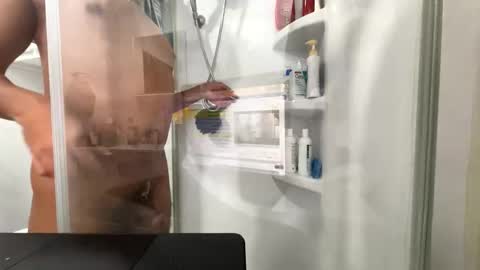 Snapshot of isaac_akamu chatting on March 5, 4:47 pm isaac_akamu online show from March 5, 4:47 pm