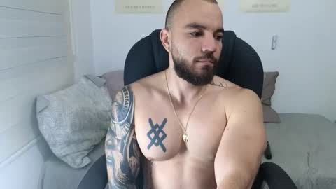 Isaac carter online show from October 16, 11:00 am