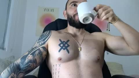 Isaac carter online show from January 12, 11:04 am