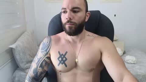 Isaac carter online show from January 18, 2:10 pm