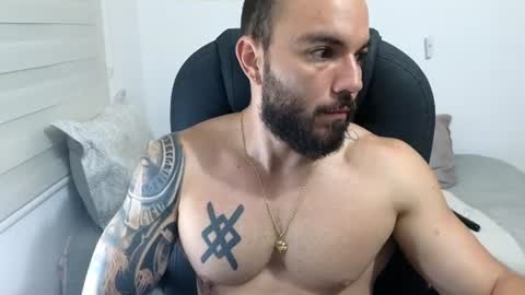 Snapshot of isaac_carter chatting on June 12, 10:58 am Isaac carter online show from June 12, 10:58 am