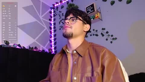 Isaac Saenz. online show from December 4, 1:25 am