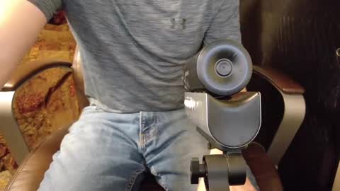 Snapshot of isaac_sheffield chatting on January 12, 10:02 am isaac online show from January 12, 10:02 am