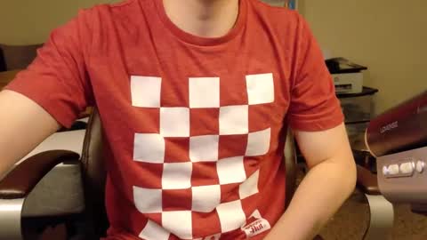 Snapshot of isaac_sheffield chatting on January 24, 6:56 pm isaac online show from January 24, 6:56 pm