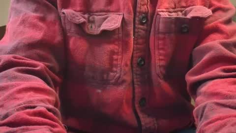 Snapshot of isaac_sheffield chatting on February 8, 2:05 pm isaac online show from February 8, 2:05 pm