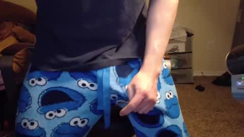 Snapshot of isaac_sheffield chatting on February 24, 7:44 am isaac online show from February 24, 7:44 am