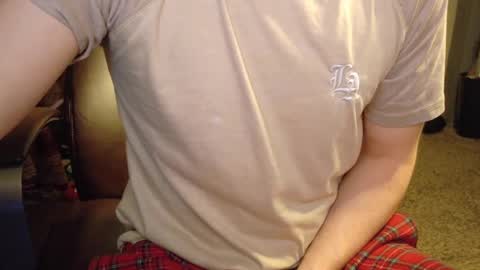 Snapshot of isaac_sheffield chatting on February 27, 6:09 pm isaac online show from February 27, 6:09 pm