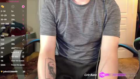 Snapshot of isaac_sheffield chatting on September 18, 10:23 pm isaac online show from September 18, 10:23 pm