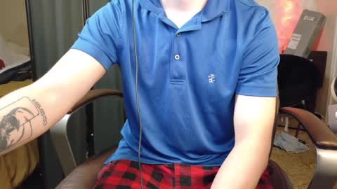 Snapshot of isaac_sheffield chatting on October 4, 10:35 am isaac online show from October 4, 10:35 am