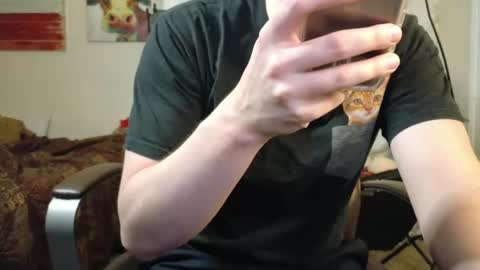 Snapshot of isaac_sheffield chatting on October 24, 5:48 am isaac online show from October 24, 5:48 am