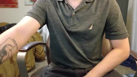 Snapshot of isaac_sheffield chatting on November 9, 2:54 am isaac online show from November 9, 2:54 am