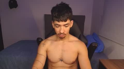 muscle isaac online show from July 14, 1:41 am
