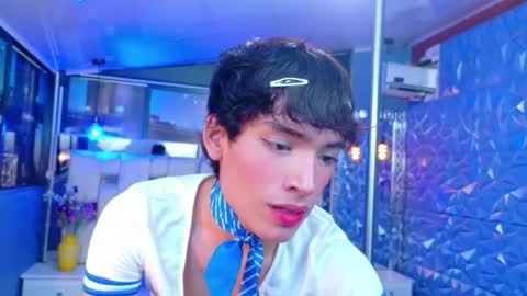 Snapshot of isaacnova chatting on May 2, 8:03 pm isaacnova online show from May 2, 8:03 pm