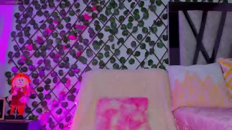 Isa online show from November 13, 11:25 pm