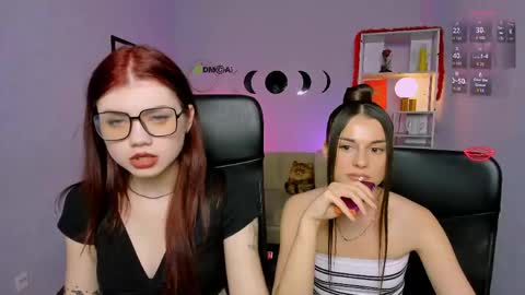 Snapshot of isabel_wave chatting on May 24, 7:08 pm isabel online show from May 24, 7:08 pm