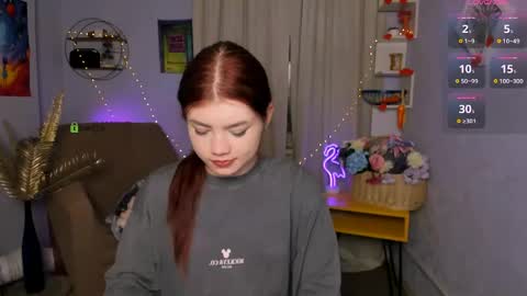 Snapshot of isabel_wave chatting on June 4, 7:31 pm isabel online show from June 4, 7:31 pm