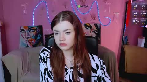 Snapshot of isabel_wave chatting on June 30, 7:04 pm isabel online show from June 30, 7:04 pm