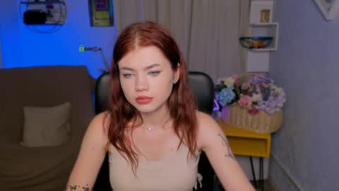 Snapshot of isabel_wave chatting on August 3, 7:06 pm isabel online show from August 3, 7:06 pm