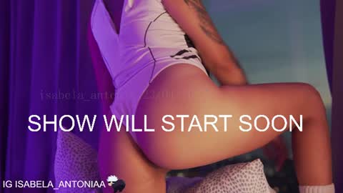 Snapshot of isabela_antonia_ chatting on July 23, 9:29 am online show from July 23, 9:29 am