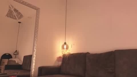 Isabela online show from January 15, 11:59 am