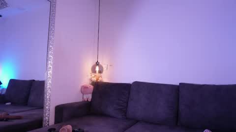 Snapshot of isabela_franco_ chatting on May 8, 11:48 am Isabela online show from May 8, 11:48 am