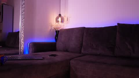 Snapshot of isabela_franco_ chatting on June 22, 11:51 am Isabela online show from June 22, 11:51 am