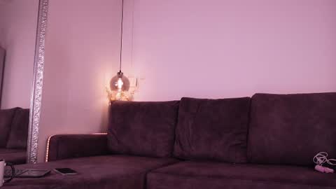 Snapshot of isabela_franco_ chatting on July 13, 11:46 am Isabela online show from July 13, 11:46 am