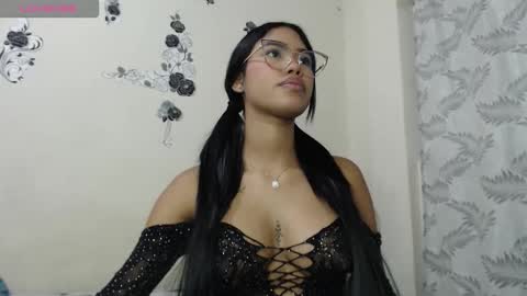 Snapshot of isabela_kity chatting on October 22, 12:44 am isabela_kity online show from October 22, 12:44 am
