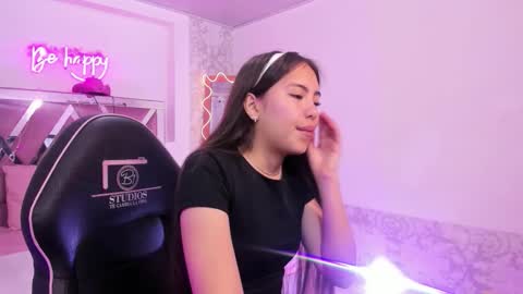 ISABELA  online show from December 16, 11:37 am