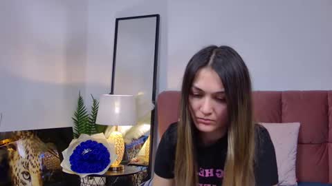 Snapshot of isabelasasha chatting on March 7, 9:07 am Isa online show from March 7, 9:07 am