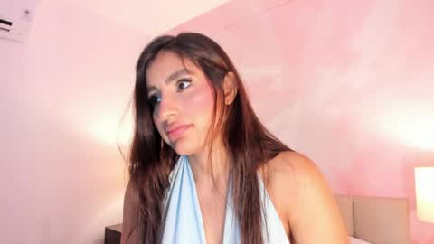 Snapshot of isabelastefano chatting on May 19, 3:02 am isabelastefano online show from May 19, 3:02 am