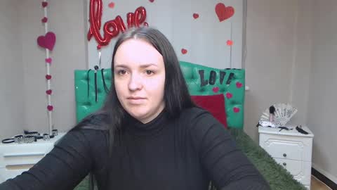 IsabelBlackberry online show from March 10, 9:10 am