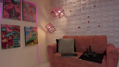 Isabel  online show from April 30, 8:57 pm