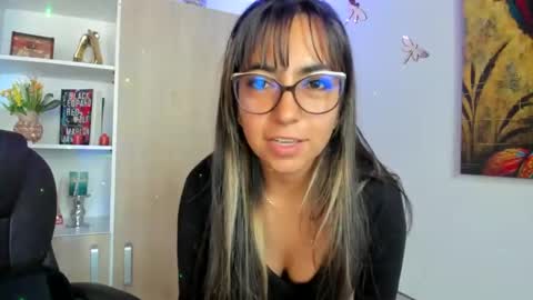 Isabella22 1 online show from February 17, 2:48 pm