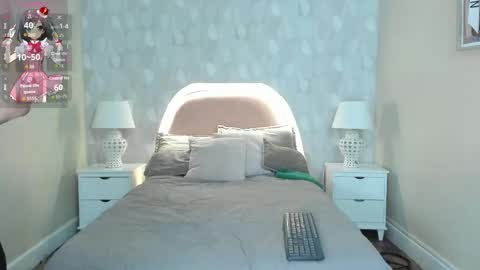 isabella__milf online show from January 10, 7:04 pm