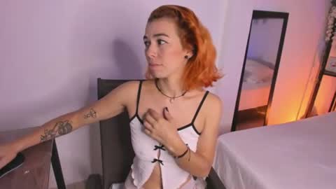 Snapshot of isabella_boyer chatting on November 4, 5:12 pm isabella online show from November 4, 5:12 pm