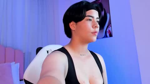 isabella_clarkk online show from March 4, 11:55 pm