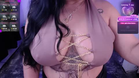 Snapshot of isabella_diprinzio chatting on January 25, 10:39 pm Isabella Di Prinzio online show from January 25, 10:39 pm